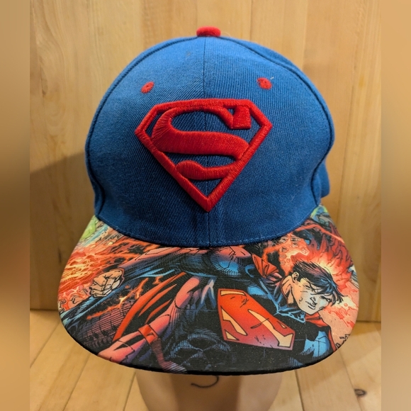 Six Flags Superman  Cap - Blue and Red - Picture 2 of 6